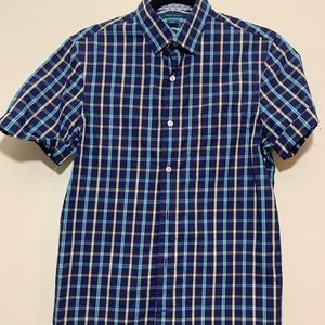 Blue plaid shirt sleeve shirt